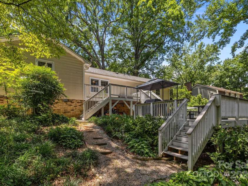 11329 Torino Road, Matthews, NC 28105.  MLS# CAR4272068, YatesRealty ID 27564. 