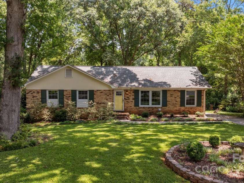 11329 Torino Road, Matthews, NC 28105.  MLS# CAR4272068, YatesRealty ID 27564. 