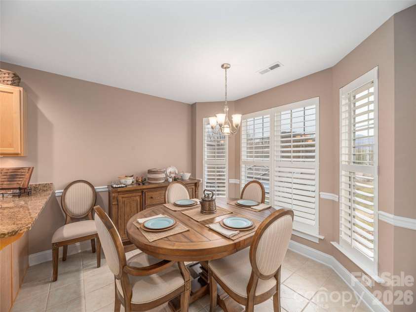 62 Denali Lane, Waynesville, NC 28786.  MLS# CAR4356624, YatesRealty ID 27564. 