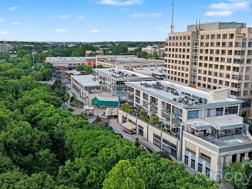 1100 Metropolitan Avenue, Charlotte, NC 28204.  MLS# CAR4378090, YatesRealty ID 27565. 