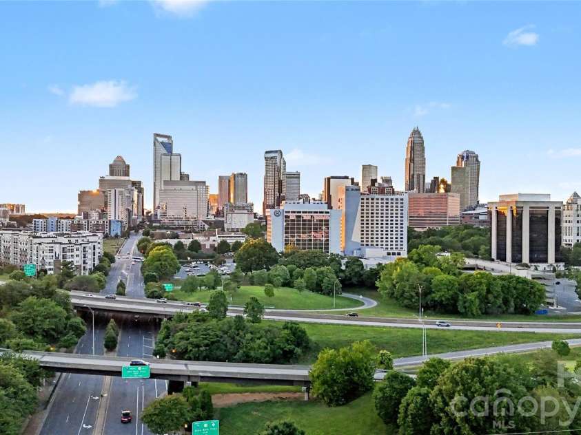 1100 Metropolitan Avenue, Charlotte, NC 28204.  MLS# CAR4378090, YatesRealty ID 27565. 