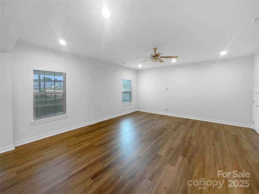 144 Tetcott Street, Mooresville, NC 28115.  MLS# CAR4226802, YatesRealty ID 27565. 