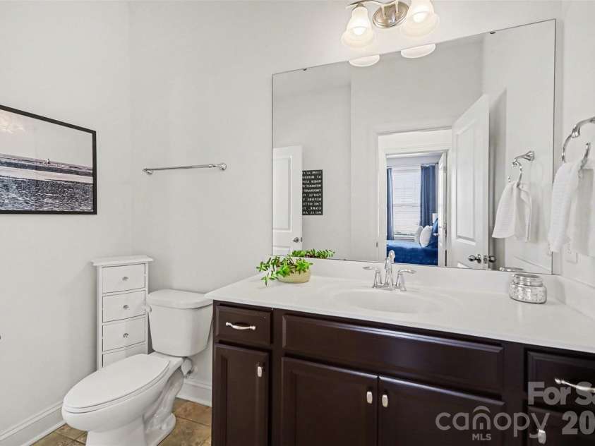 11530 Sweet Birch Lane, Charlotte, NC 28278.  MLS# CAR4380565, YatesRealty ID 27566. 