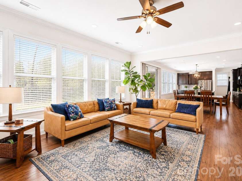 11530 Sweet Birch Lane, Charlotte, NC 28278.  MLS# CAR4380565, YatesRealty ID 27566. 