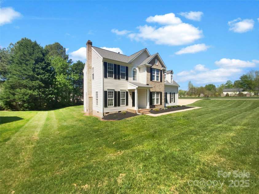 704 Georgie Street, Troutman, NC 28166.  MLS# CAR4246276, YatesRealty ID 27566. 