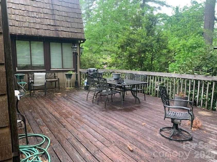384 KNOB CREEK Road, Pisgah Forest, NC 28768.  MLS# CAR4388431, YatesRealty ID 27568. 