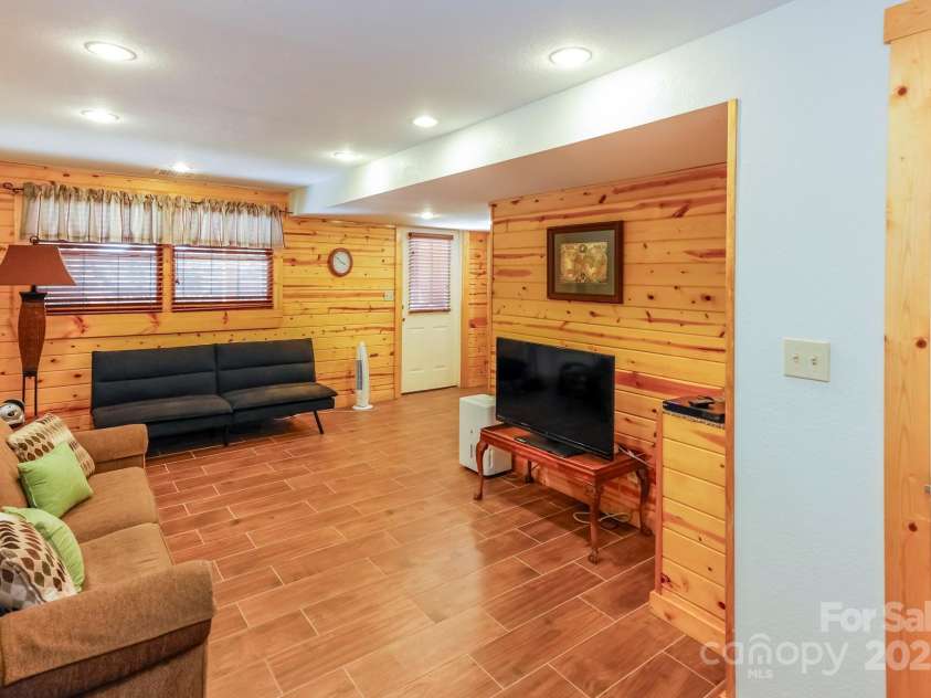 200 River Landing, Rutherfordton, NC 28139.  MLS# CAR4302129, YatesRealty ID 2757. 