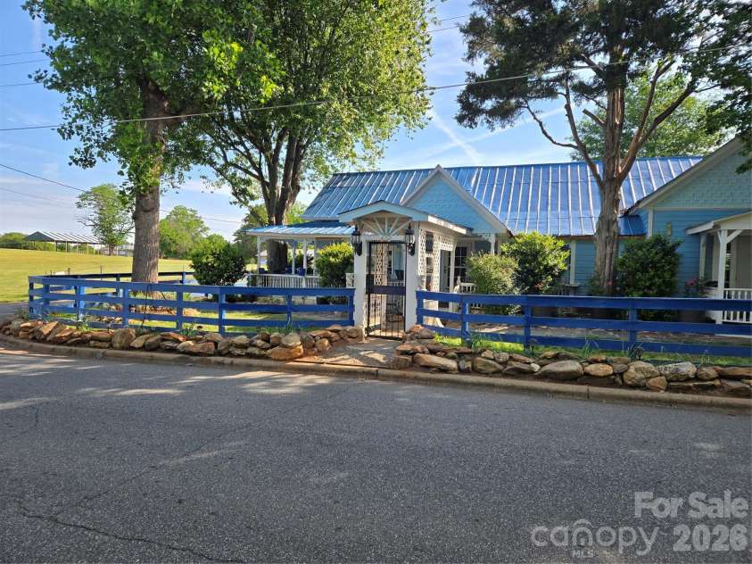 215 Cherry Mountain Street, Ellenboro, NC 28040.  MLS# CAR4385160, YatesRealty ID 27570. 