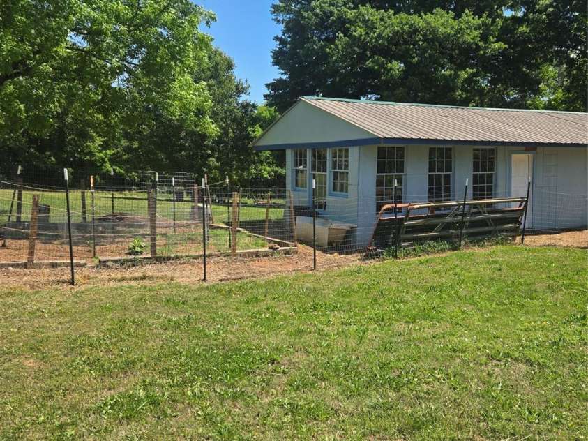 215 Cherry Mountain Street, Ellenboro, NC 28040.  MLS# CAR4385160, YatesRealty ID 27570. 