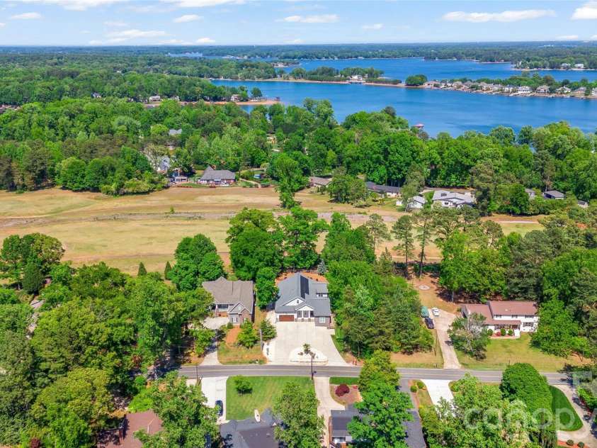 2917 Lake Shore Road, Denver, NC 28037.  MLS# CAR4372219, YatesRealty ID 27572. 