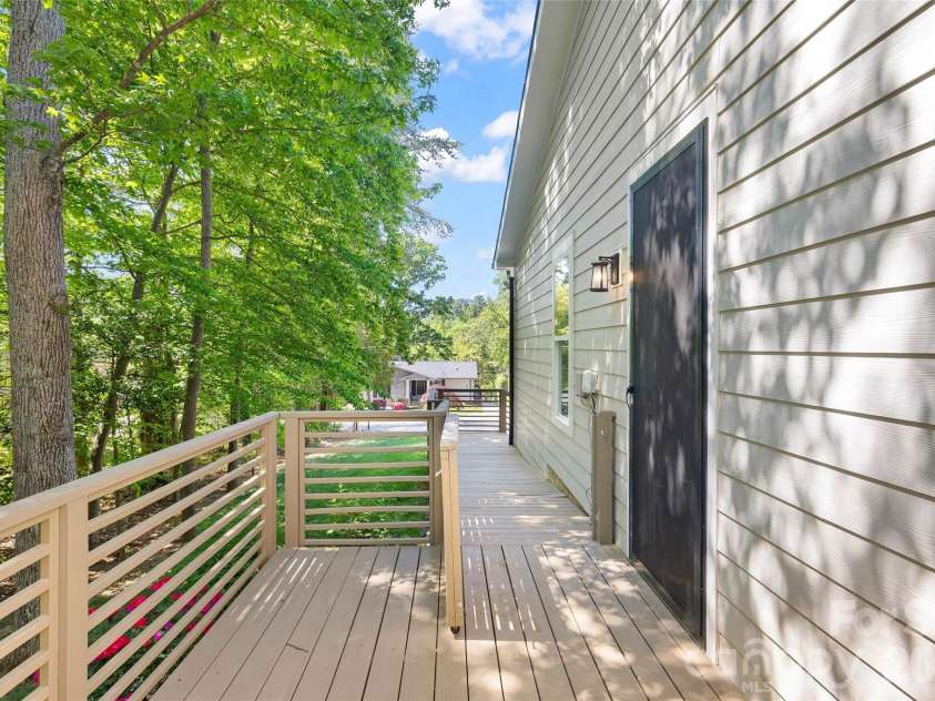 2917 Lake Shore Road, Denver, NC 28037.  MLS# CAR4372219, YatesRealty ID 27572. 