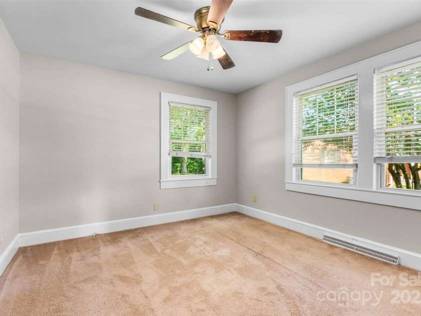 5353 NC Hwy 150 Highway, Lexington, NC 27295.  MLS# CAR4284132, YatesRealty ID 27572. 