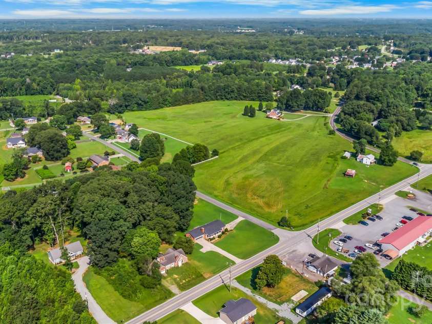 5353 NC Hwy 150 Highway, Lexington, NC 27295.  MLS# CAR4284132, YatesRealty ID 27572. 