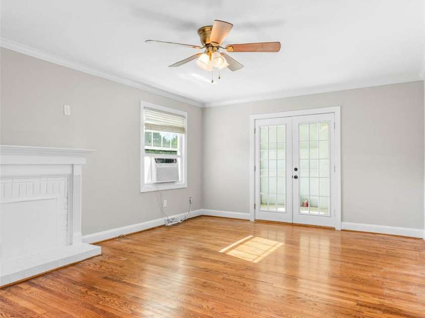 5353 NC Hwy 150 Highway, Lexington, NC 27295.  MLS# CAR4284132, YatesRealty ID 27572. 