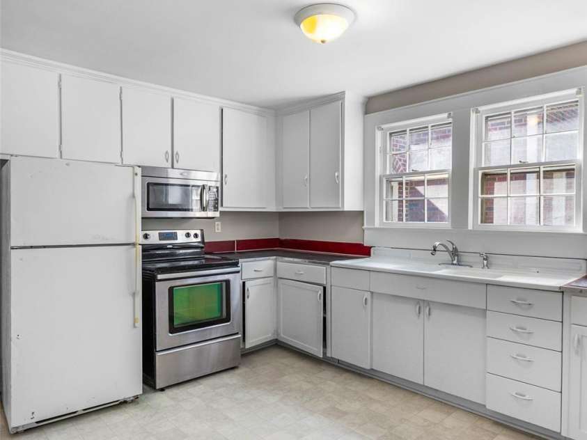 5353 NC Hwy 150 Highway, Lexington, NC 27295.  MLS# CAR4284132, YatesRealty ID 27572. 