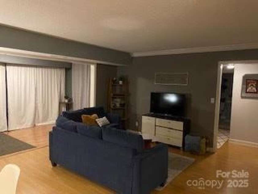 2920 Ramsgate Court, Winston Salem, NC 27106.  MLS# CAR4284391, YatesRealty ID 27573. 