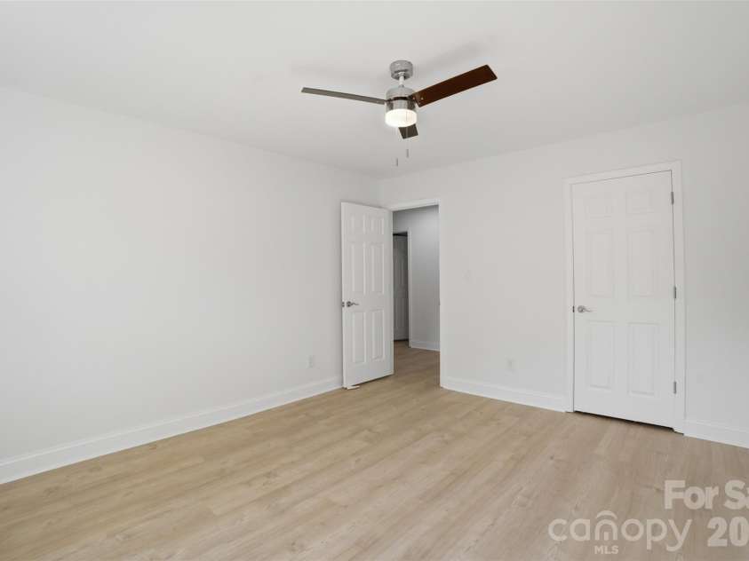 9212 Plashet Lane, Mint Hill, NC 28227.  MLS# CAR4383921, YatesRealty ID 27573. Secondary bedroom 