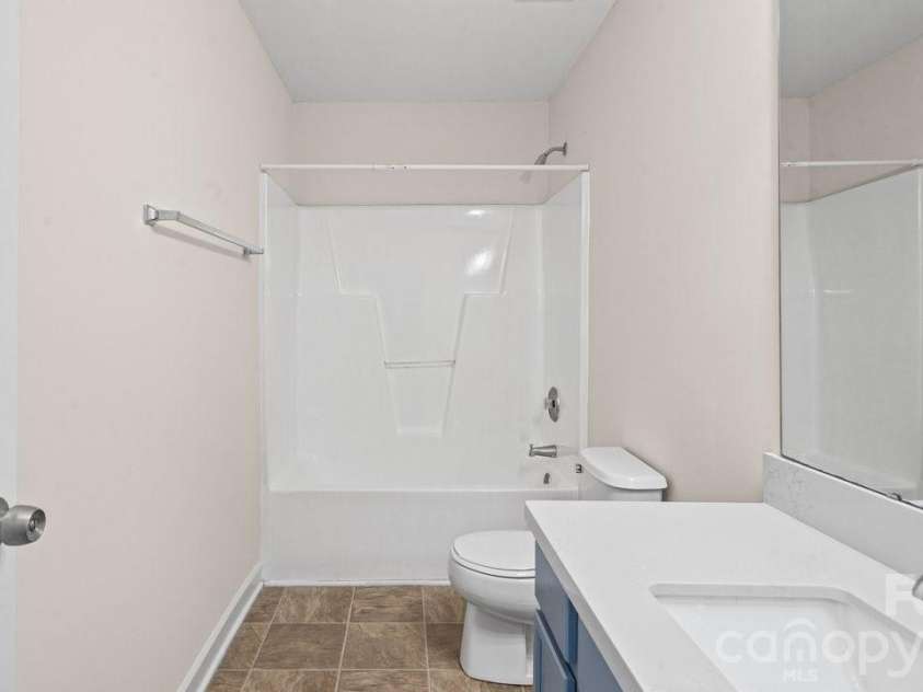 2114 Pleasant Dale Drive, Charlotte, NC 28214.  MLS# CAR4382602, YatesRealty ID 27574. 