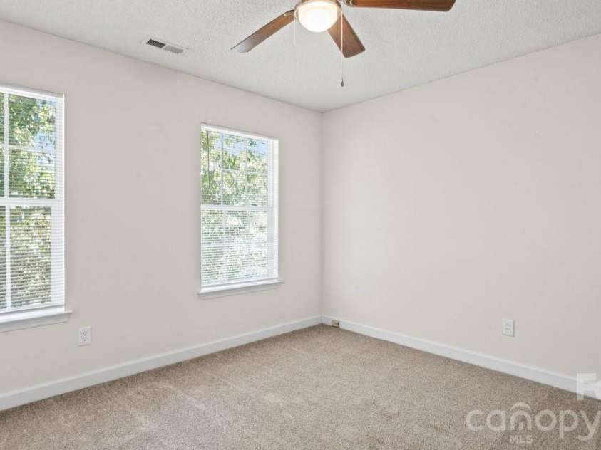 2114 Pleasant Dale Drive, Charlotte, NC 28214.  MLS# CAR4382602, YatesRealty ID 27574. 