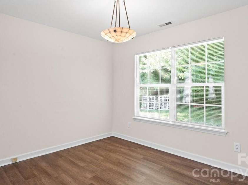 2114 Pleasant Dale Drive, Charlotte, NC 28214.  MLS# CAR4382602, YatesRealty ID 27574. 
