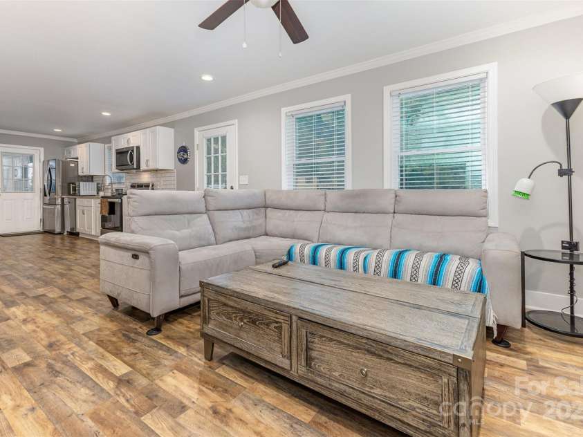 2307 Pritchard Street, Kannapolis, NC 28081.  MLS# CAR4282558, YatesRealty ID 27574. 