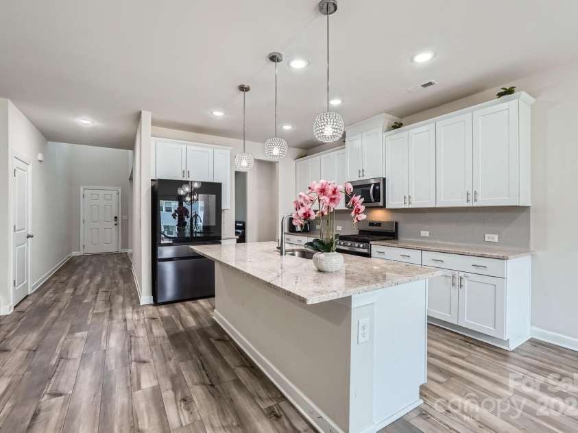 1041 Red Apple Street, Monroe, NC 28110.  MLS# CAR4283878, YatesRealty ID 27576. 