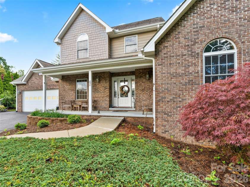 40 Hope Road, Weaverville, NC 28787.  MLS# CAR4387597, YatesRealty ID 27578. 
