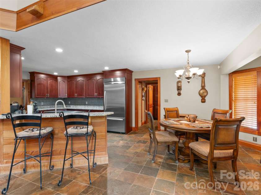 40 Hope Road, Weaverville, NC 28787.  MLS# CAR4387597, YatesRealty ID 27578. 