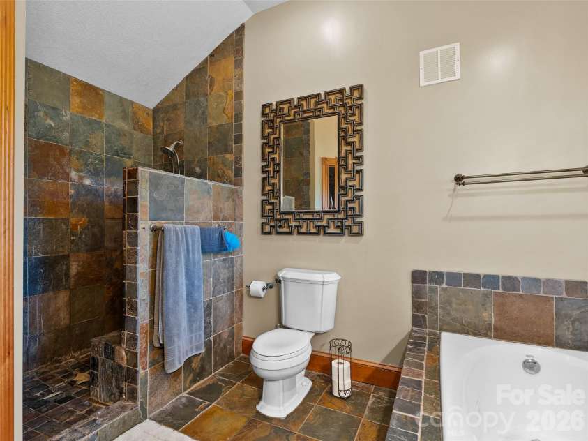 40 Hope Road, Weaverville, NC 28787.  MLS# CAR4387597, YatesRealty ID 27578. 