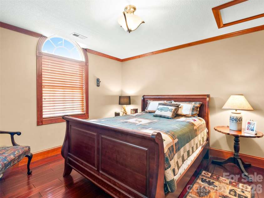 40 Hope Road, Weaverville, NC 28787.  MLS# CAR4387597, YatesRealty ID 27578. 