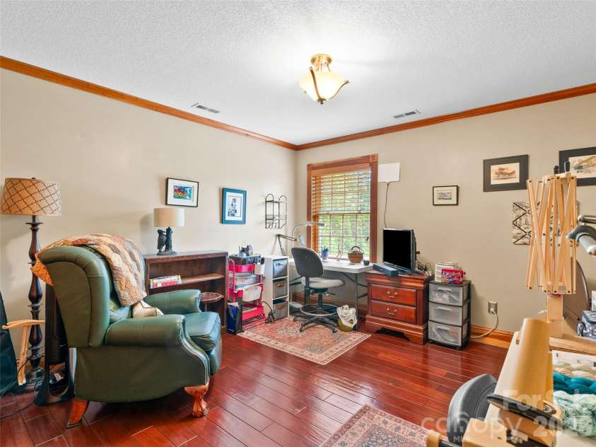 40 Hope Road, Weaverville, NC 28787.  MLS# CAR4387597, YatesRealty ID 27578. 