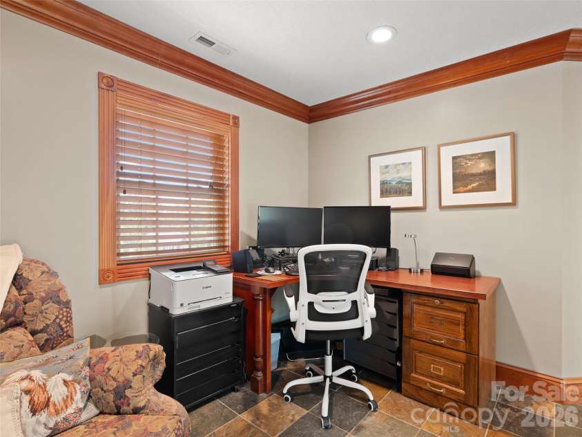 40 Hope Road, Weaverville, NC 28787.  MLS# CAR4387597, YatesRealty ID 27578. 