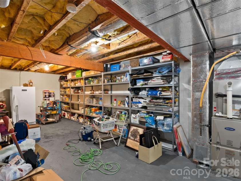 40 Hope Road, Weaverville, NC 28787.  MLS# CAR4387597, YatesRealty ID 27578. 