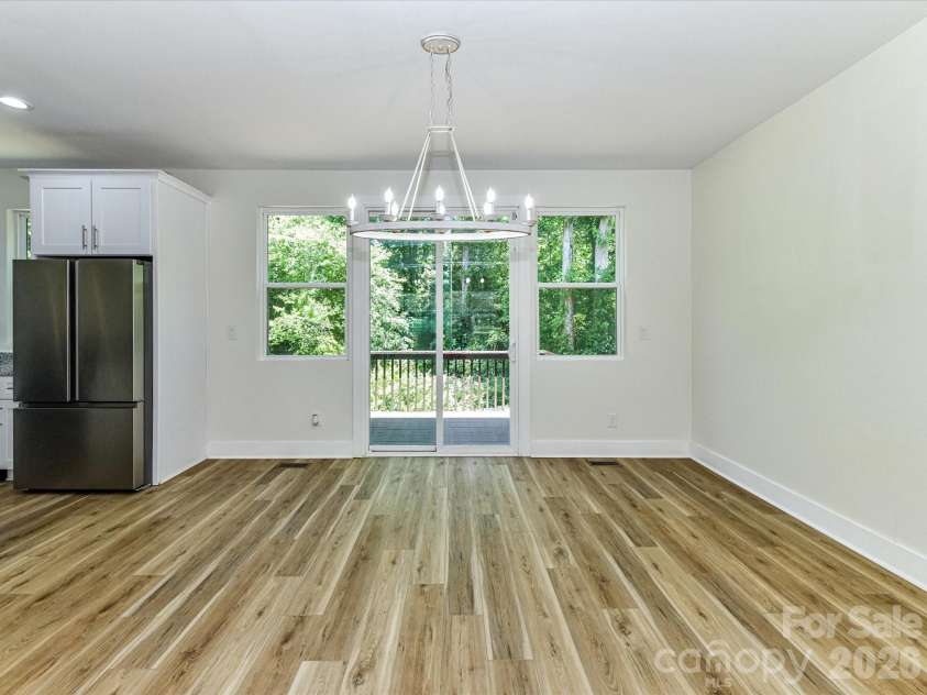 2369 Glenwood Street, Kannapolis, NC 28083.  MLS# CAR4384660, YatesRealty ID 27579. Dining