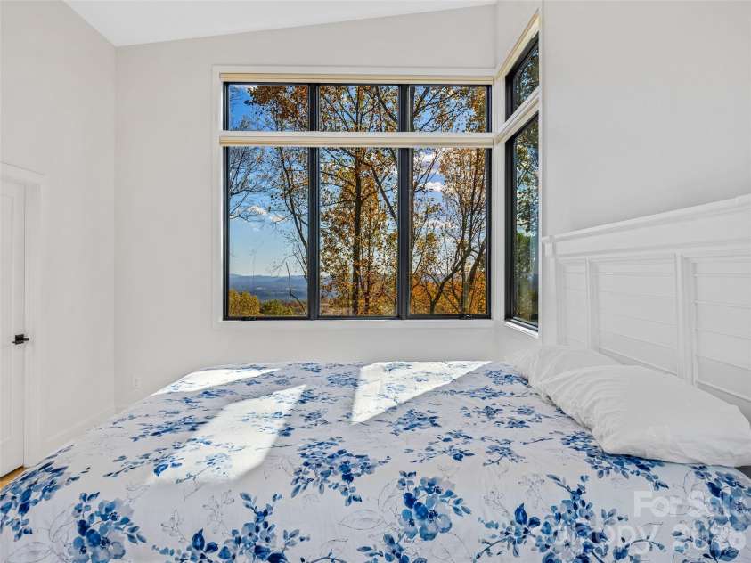 15 Laurel Ledge Way, Fletcher, NC 28732.  MLS# CAR4316029, YatesRealty ID 2758. Southern views! and a great walk in closet not shown here.