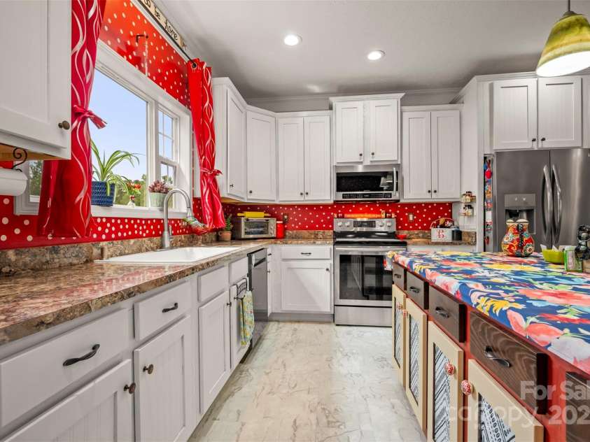 178 Star Trail Drive, Forest City, NC 28043.  MLS# CAR4284422, YatesRealty ID 27581. 