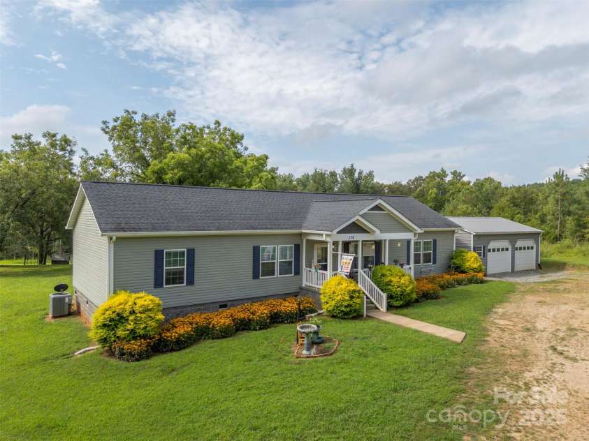 178 Star Trail Drive, Forest City, NC 28043.  MLS# CAR4284422, YatesRealty ID 27581. 