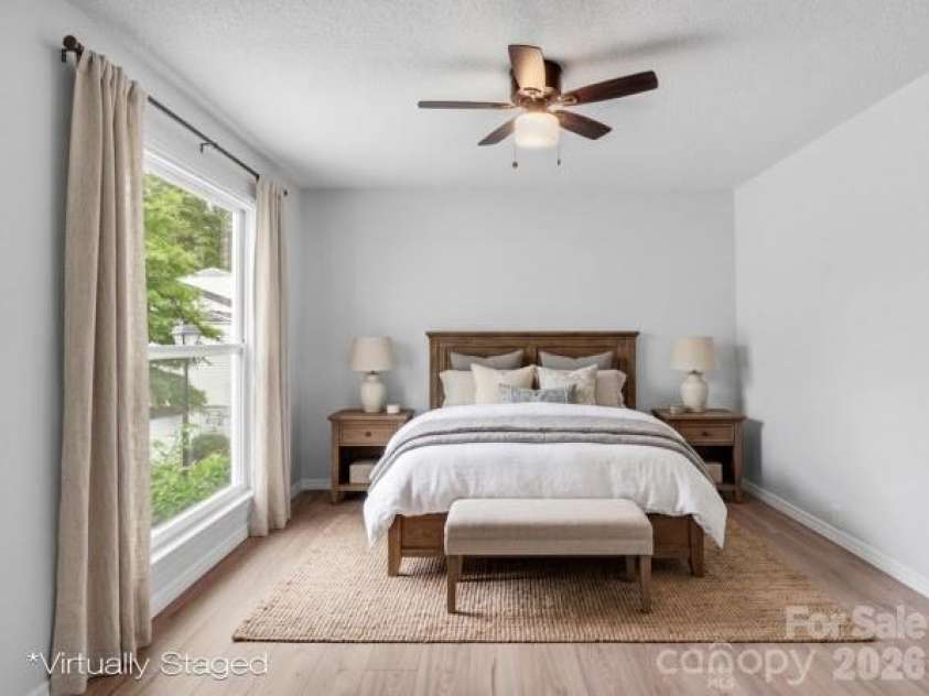 7031 Stonington Lane, Charlotte, NC 28227.  MLS# CAR4388033, YatesRealty ID 27582. 
