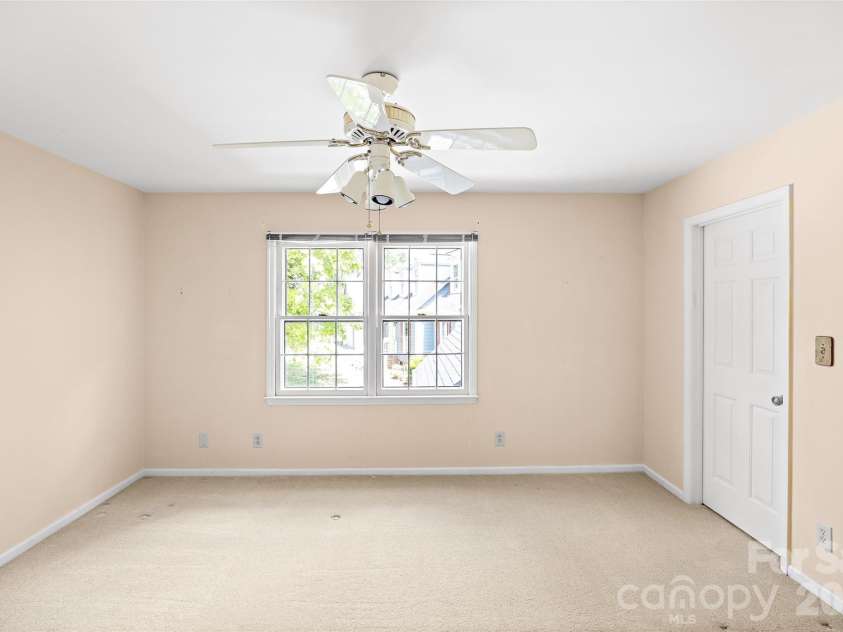 5636 Ivygate Lane, Charlotte, NC 28226.  MLS# CAR4372692, YatesRealty ID 27584. Bedroom 1