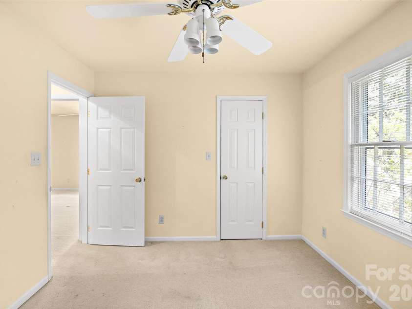 5636 Ivygate Lane, Charlotte, NC 28226.  MLS# CAR4372692, YatesRealty ID 27584. Bedroom 2