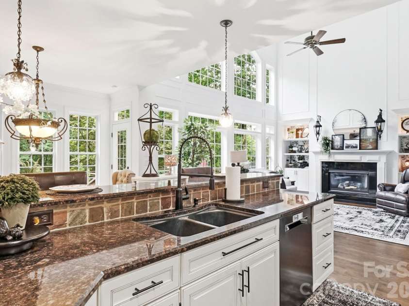 1220 Nightingale Road, Waxhaw, NC 28173.  MLS# CAR4364076, YatesRealty ID 27585. 