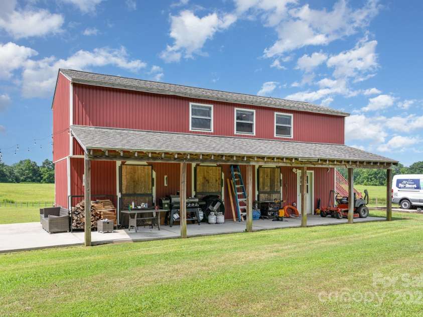 1776 Walter Bowen Road, Henderson, NC 27537.  MLS# CAR4284567, YatesRealty ID 27585. 