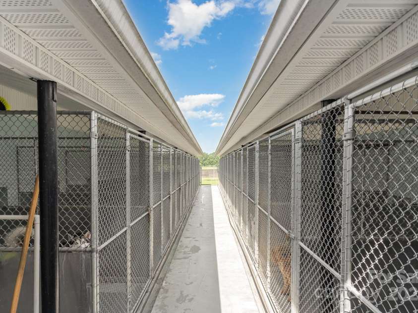 1776 Walter Bowen Road, Henderson, NC 27537.  MLS# CAR4284567, YatesRealty ID 27585. 