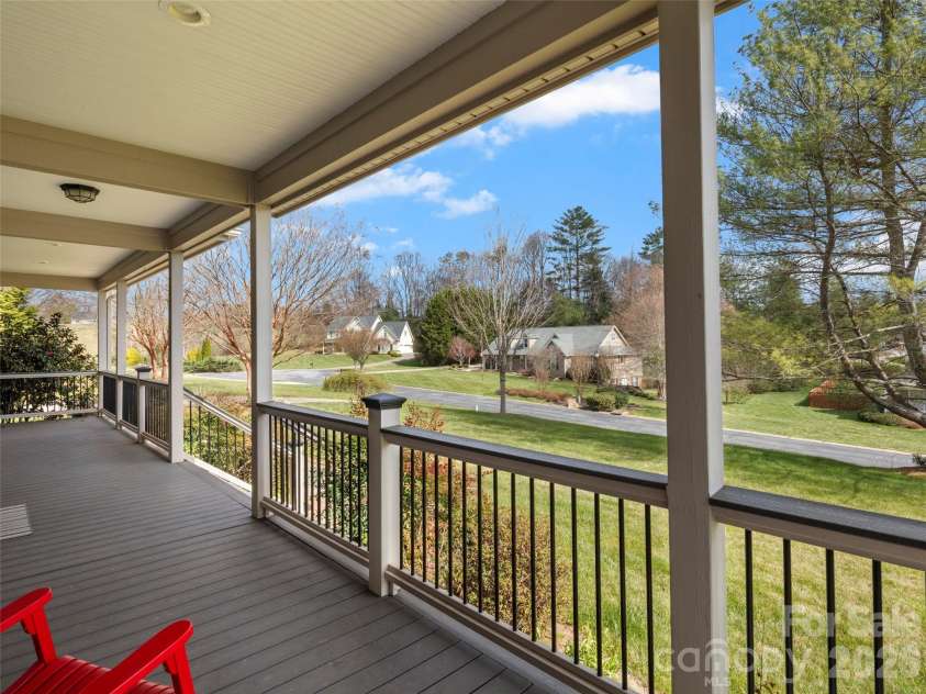 18 Brook Meadows Lane, Arden, NC 28704.  MLS# CAR4369649, YatesRealty ID 27586. 