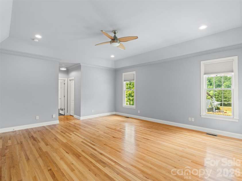 18 Brook Meadows Lane, Arden, NC 28704.  MLS# CAR4369649, YatesRealty ID 27586. Primary Bedroom