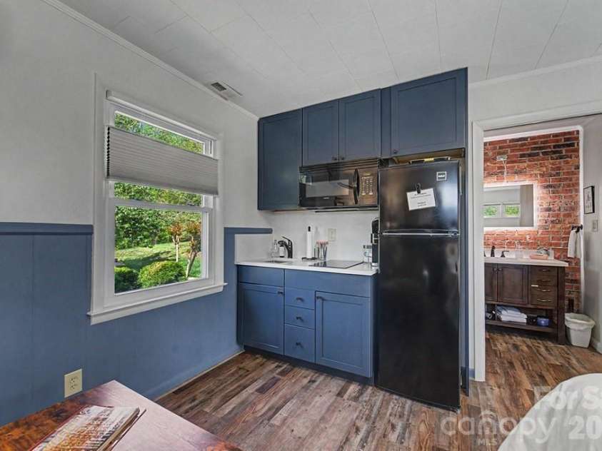 52 Briar Patch Road, Cullowhee, NC 28723.  MLS# CAR4375247, YatesRealty ID 27587. 