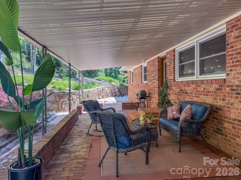 52 Briar Patch Road, Cullowhee, NC 28723.  MLS# CAR4375247, YatesRealty ID 27587. 