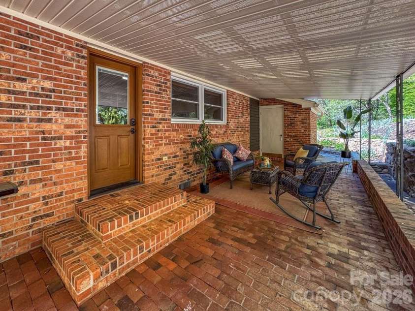 52 Briar Patch Road, Cullowhee, NC 28723.  MLS# CAR4375247, YatesRealty ID 27587. 