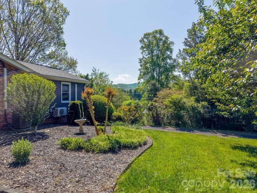 52 Briar Patch Road, Cullowhee, NC 28723.  MLS# CAR4375247, YatesRealty ID 27587. 
