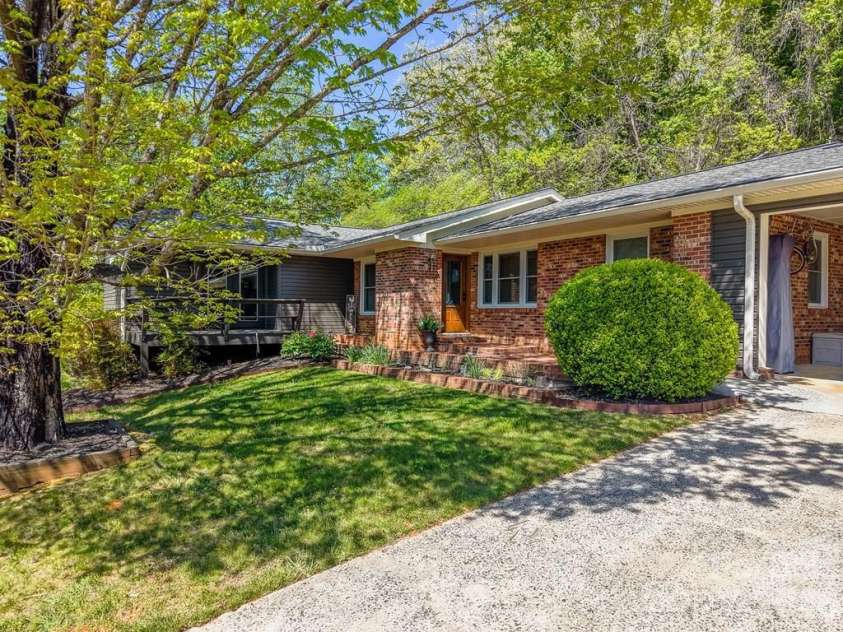 52 Briar Patch Road, Cullowhee, NC 28723.  MLS# CAR4375247, YatesRealty ID 27587. 